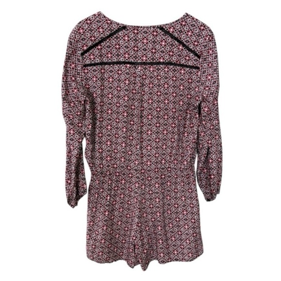 NWT GAP Geometric Pattern Tie Waist Long Sleeve Romper Black Pink White‎ Large - Picture 3 of 9